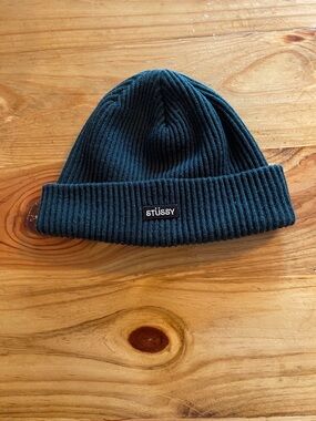 Vintage Stussy Green Ribbed Cuffed Beanie with Logo Patch